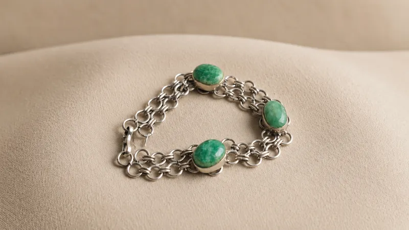 Green Stone Metal Bracelet thumbnail 4
