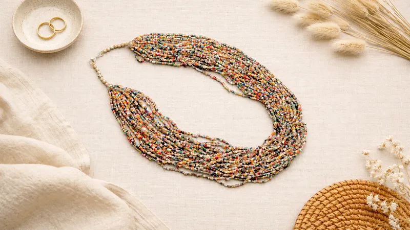 Glass Bead Necklace thumbnail 3