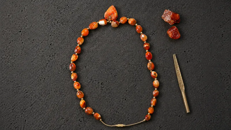 Agate Stone Necklace thumbnail 4