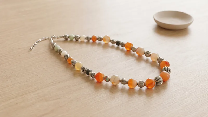 Tibetan Style Stone Necklace thumbnail 2