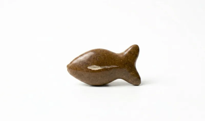 Agate Brown Fish Pendant thumbnail 3