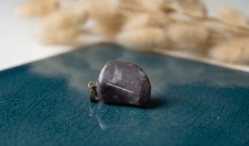 Agate Drop Pendant