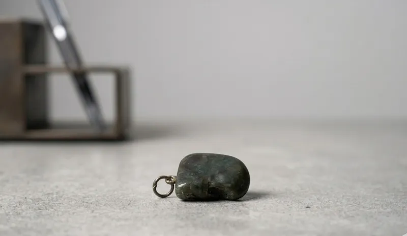 Agate Nail Pendant thumbnail 5