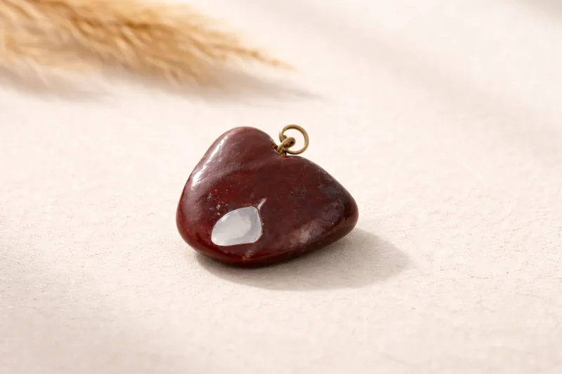 Cherry Red Agate Heart Pendant thumbnail 6