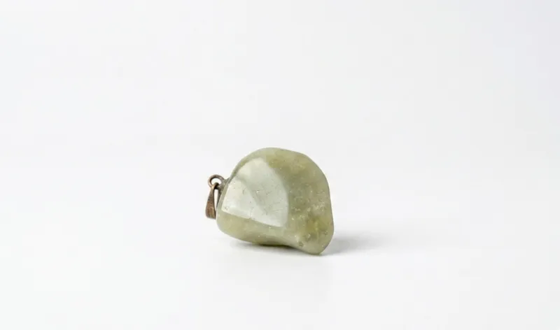 Green Agate Stone Pendant thumbnail 4