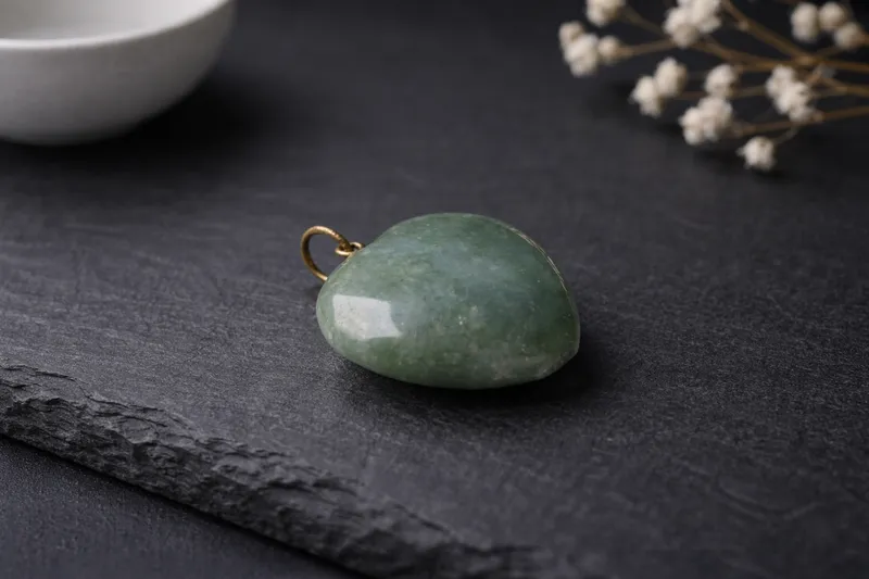 Green Jade Heart Pendant thumbnail 4