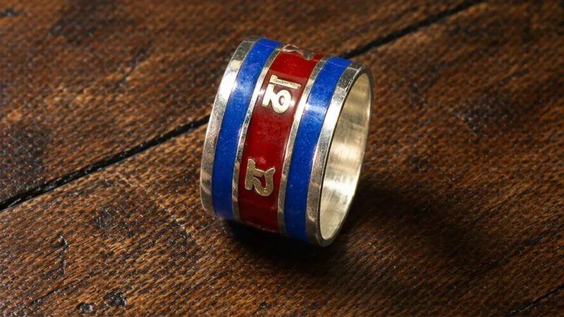 Tibetan Ring (Type 1) thumbnail 4